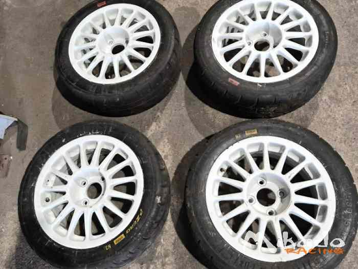 Vends pneus 15P et jantes 15P￼ 0