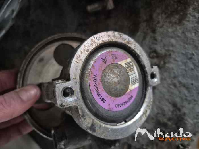 Pompe direction 208 R2 3