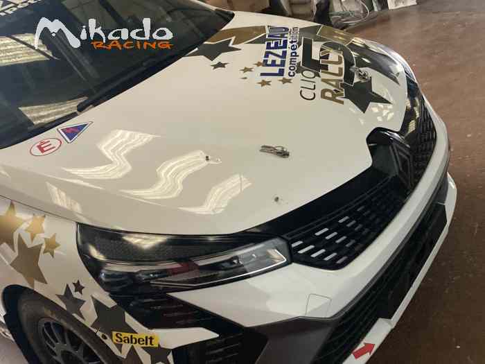 Clio rc5 terre et asphalte 3