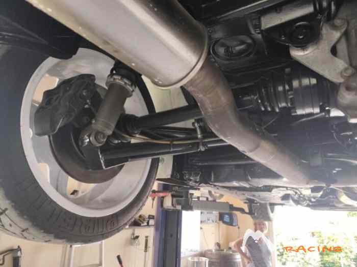 BMW COMPACT M3 Saloon Car 4