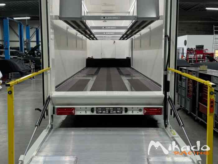 Tracteur Mercedes Actros + RaceTrailer état Totalement neuf 3