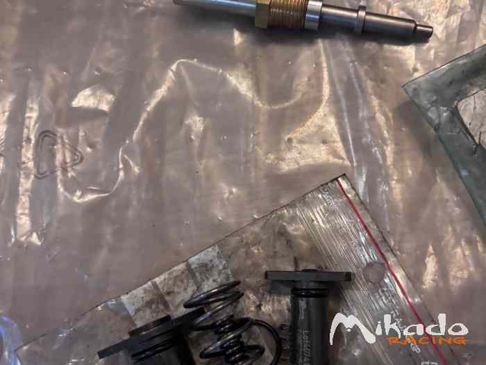 Lot pièces boîte Sadev Clio 3 Cup 4