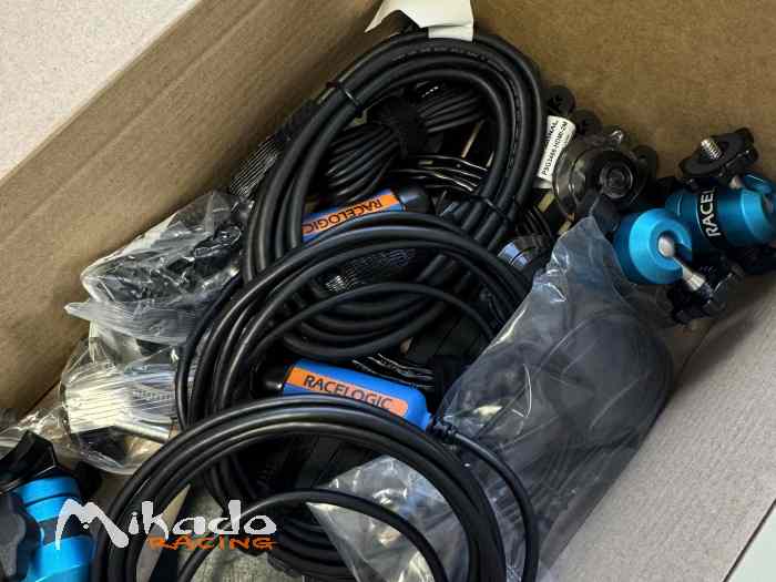 VBOX VIDEO HD2 NEUVE - Track Package 2 Caméras/OLED/CAN Spliter 1