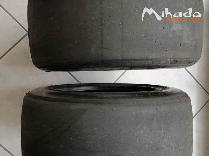 Pneu slick AVON 195 530 R13 1