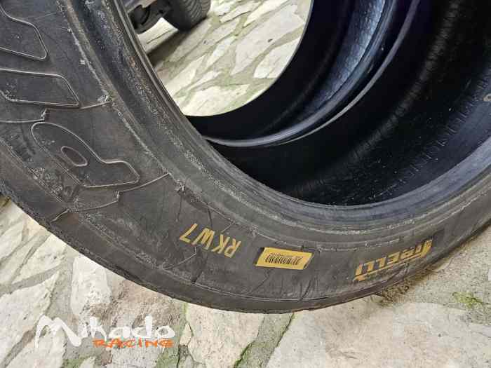 Pneus Pirelli RKW7 2