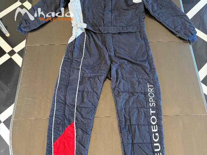Combinaison Peugeot sport 2019 3 cours...