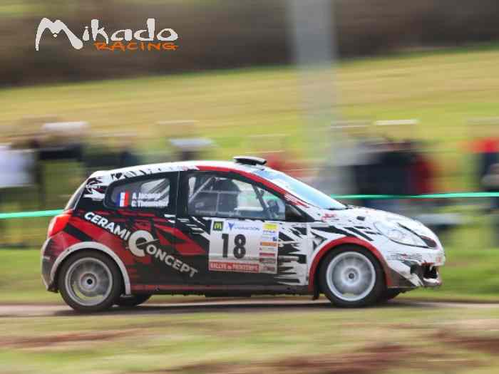 Vends Renault Clio 3 F2014 1