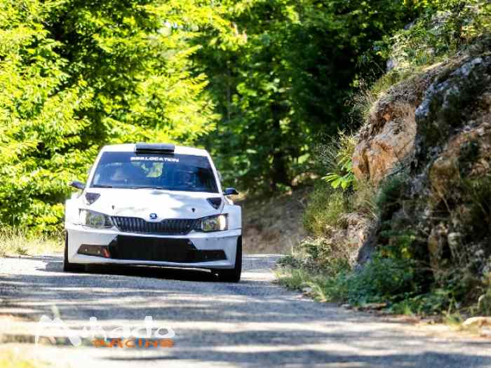 Vend Skoda R5 evo18