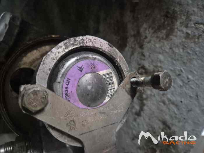 Pompe direction 208 R2 1