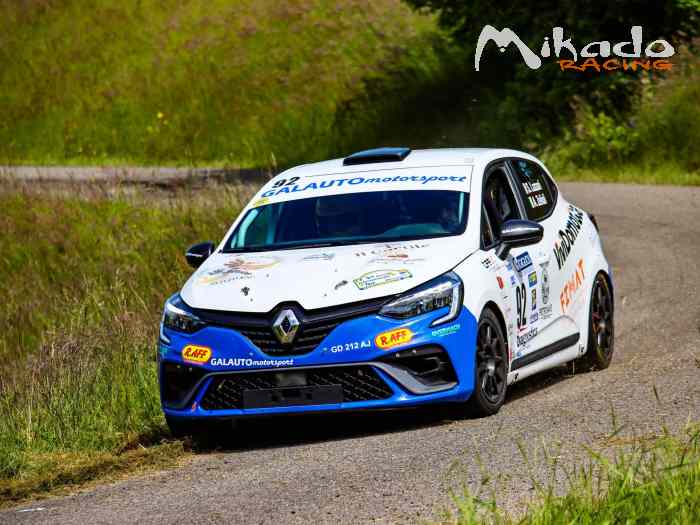 Galauto motor sport noleggia Renault Clio Rally 5 2