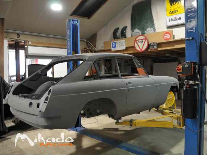 MGB GT de 1975 1