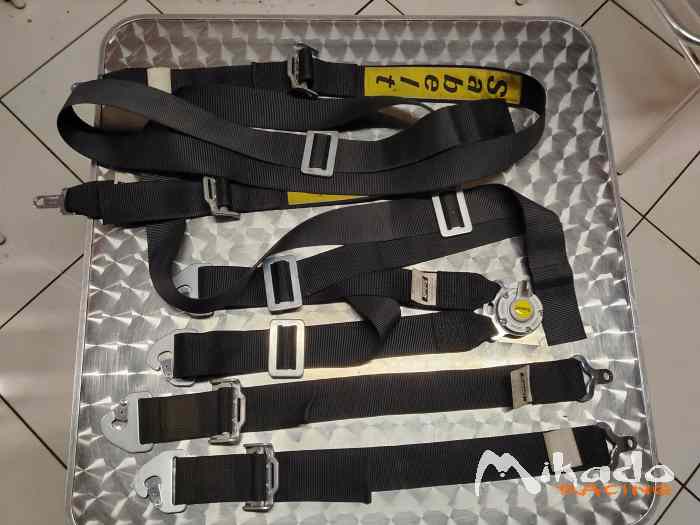 Ceinture de sécurité 0