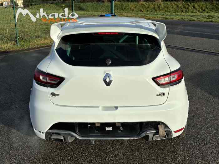 Clio 4 Cup révisée – photo 4 sur 5