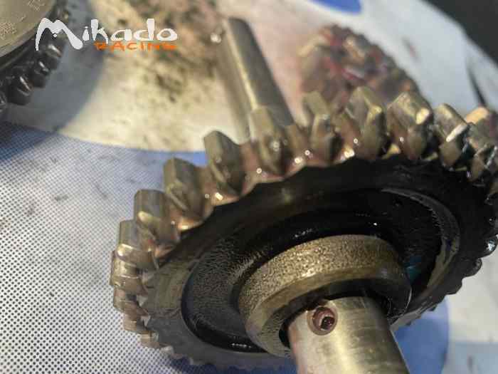 Recherche pignon baladeur marche arrière + manchon crabots boite BE6 SMAN 0