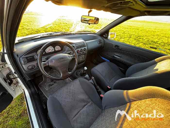 Ford escort S mk7 2