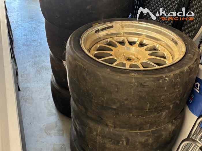 SETS DE JANTES PORSCHE 996 CUP RS ECROU CENTRAL 4