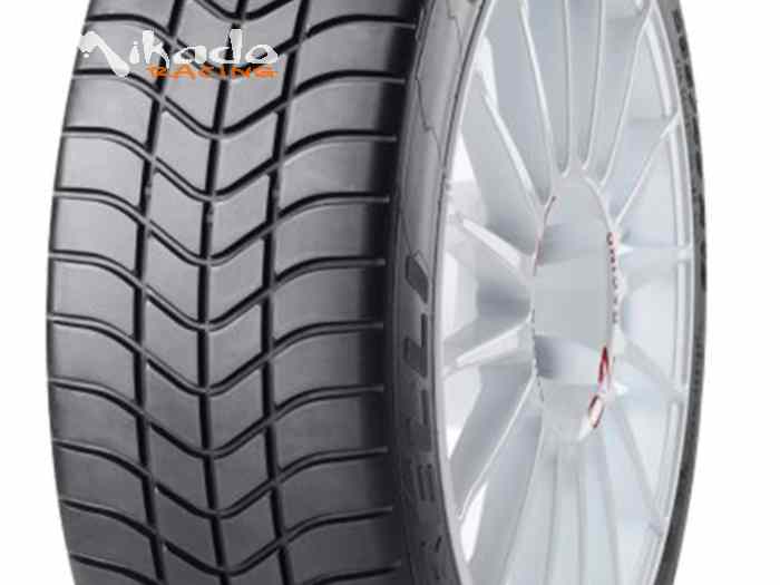 Pneus pluie Pirelli rw1c en 17 pouces