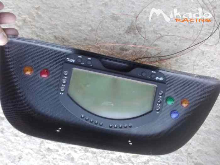 dash board aim avec support carbone