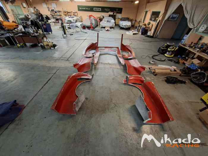 corvette greenwood C3 spirit of sebring moules carrosserie 2