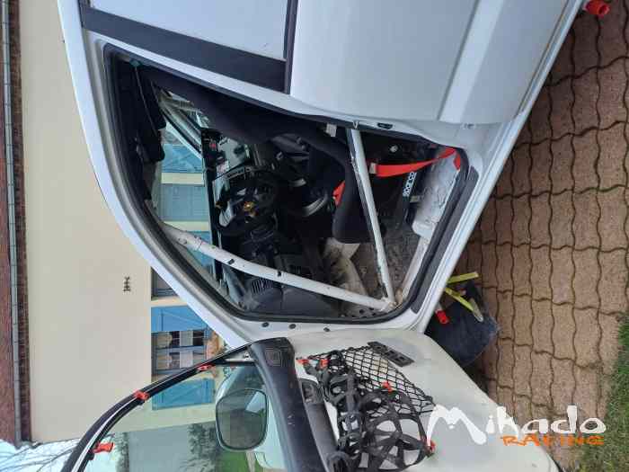 Toyota KDJ120 – photo 6 sur 6