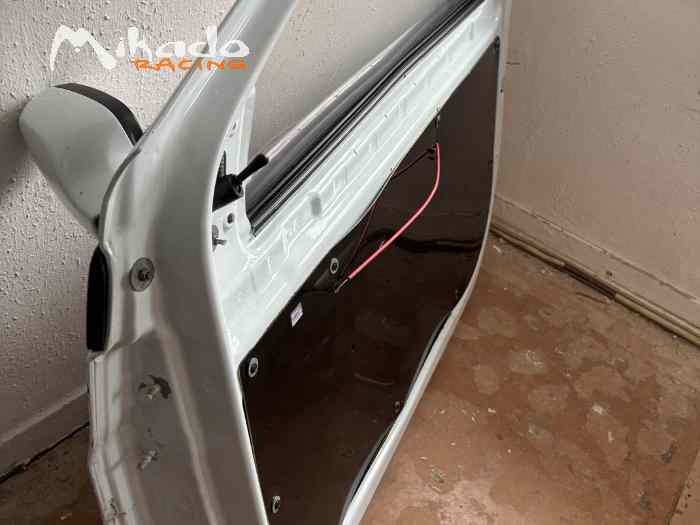 Des Portes en plastique Clio 3 0