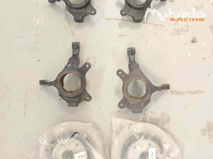 Renault Clio R3C parts – photo 2 sur 5