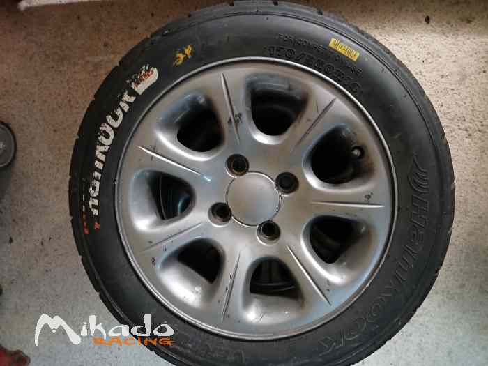 4 Pneus Hankook w51 pluie 1