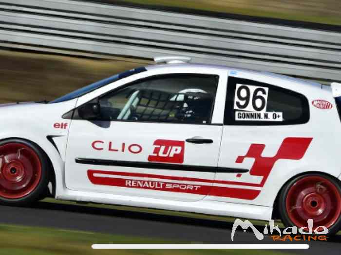 Clio 3 cup x85