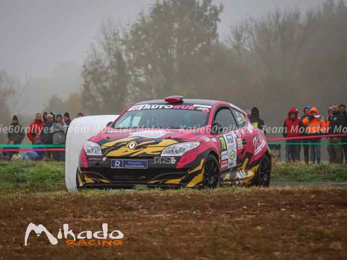 RENAULT MEGANE FULL N4