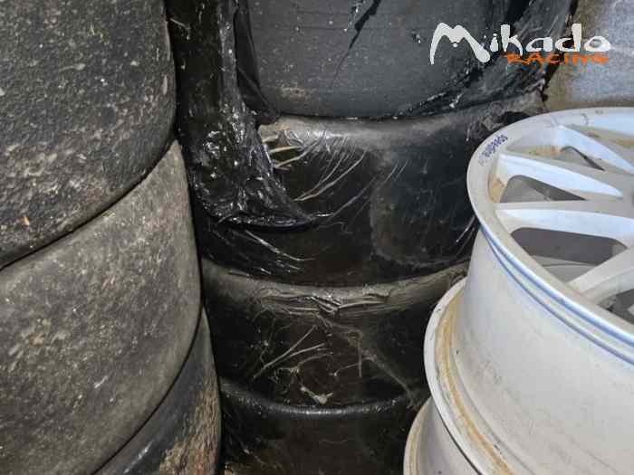 8 jantes RCZ cup 9x18 pouces 5X108 ET10 + PNEUS 4