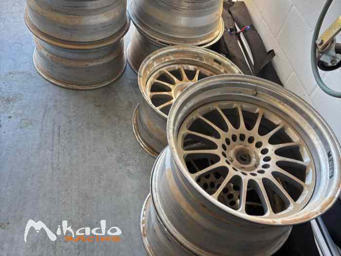 SETS DE JANTES PORSCHE 996 CUP RS ECROU CENTRAL 0