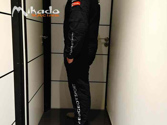 Combinaison sparco Peugeot sport taille 64 4