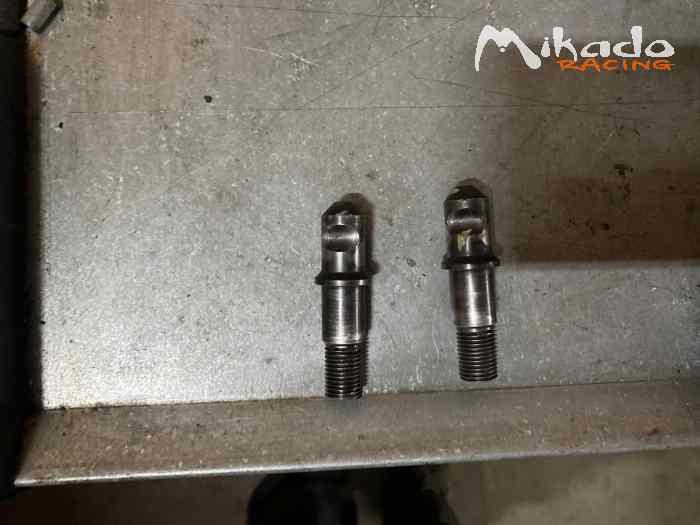 Axe de pivots 106, saxo