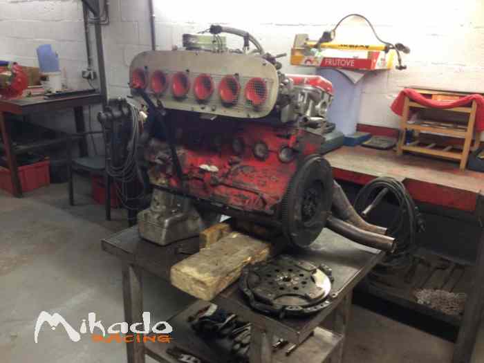 À vendre moteur bmw 325i rallye cylindre 2700 +_ 190ch 4