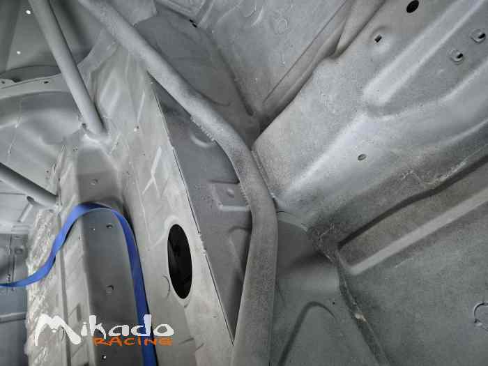 Saxo n2 accidenté + caisse mater 5