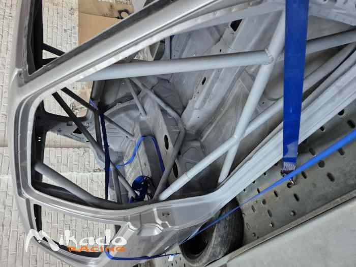 Saxo n2 accidenté + caisse mater 1