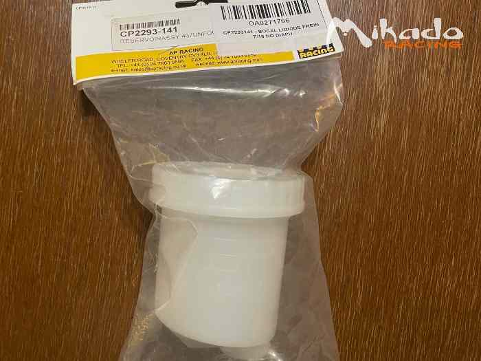 Bocal liquide de frein