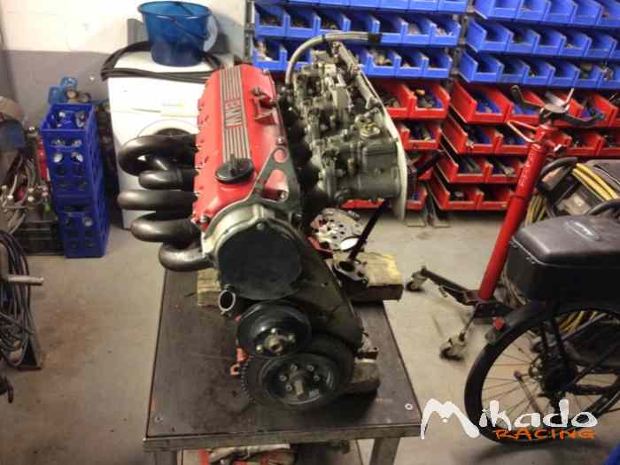 À vendre moteur bmw 325i rallye cylindre 2700 +_ 190ch 0