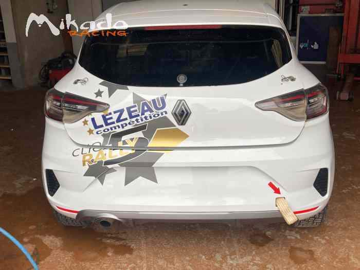 Clio rc5 terre et asphalte 1