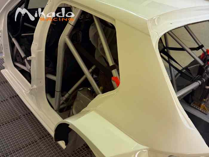 Vend Skoda R5 evo18 4