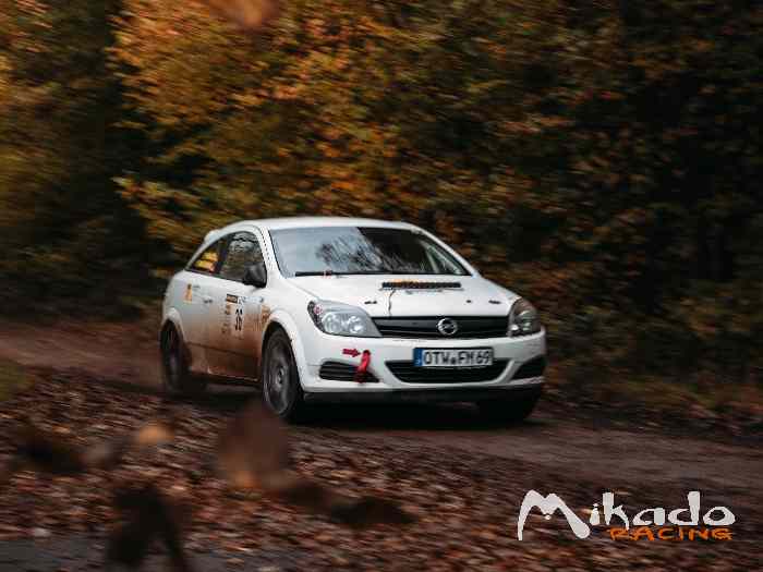 Opel Astra GTC Z20LEH Rally 3