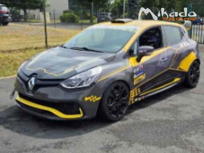 CLIO 4 CUP
