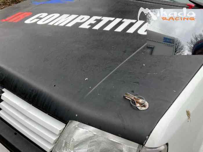 Lot pieces carrosserie 205 gti 1