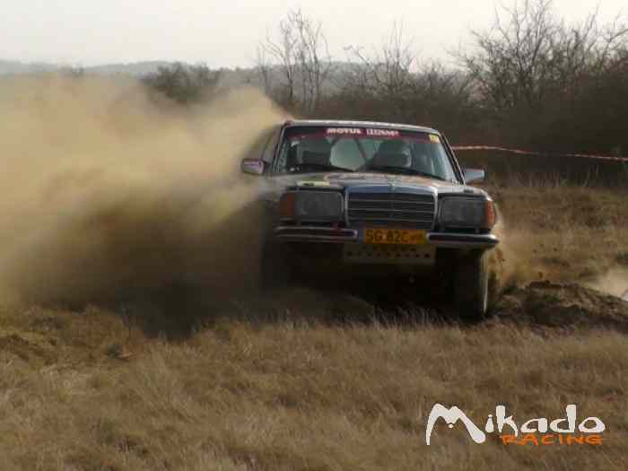 Mercedes W123 280E Rally – photo 2 sur 6