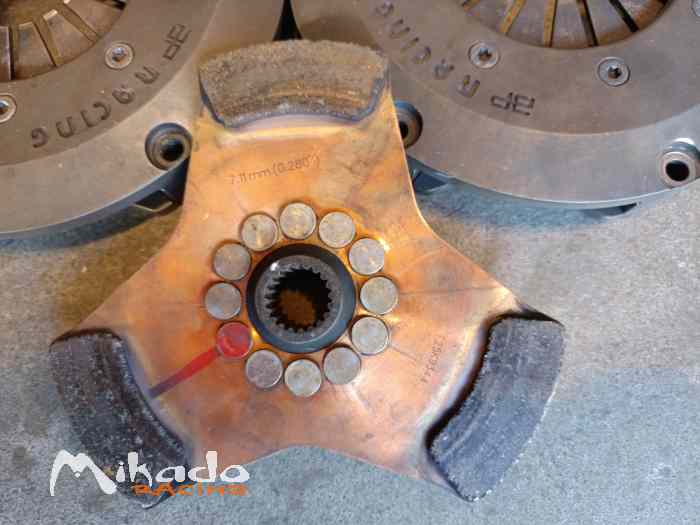 Embrayage ap racing 184 2