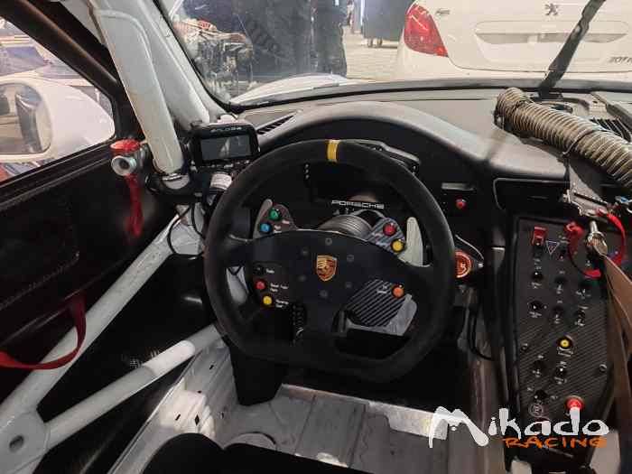 PORSCHE GT3 Cup 991.2 Moteur Neuf 19 Heures – photo 2 sur 4