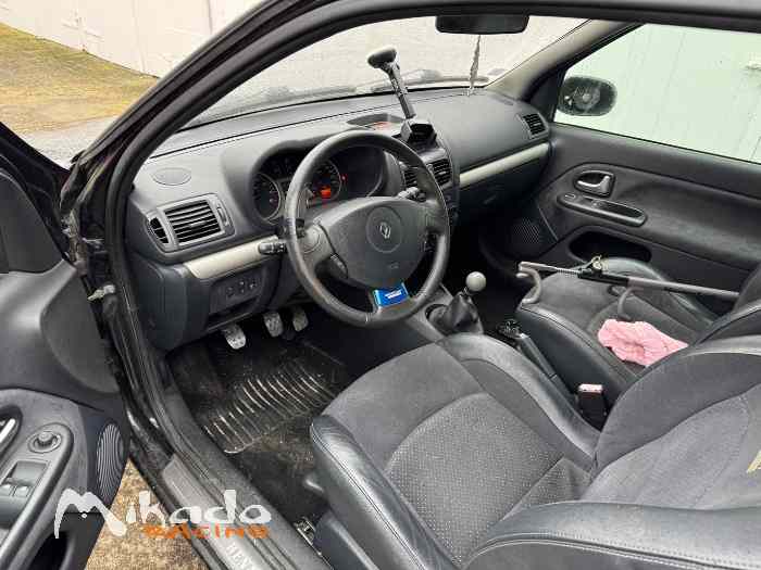 Renault Clio Rs II 1