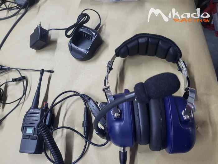 Radio voiture / stand 2