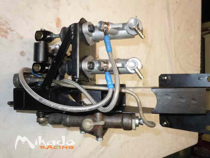 pédale box homologué GR4 LANCIA MONTECARLO – photo 2 sur 2