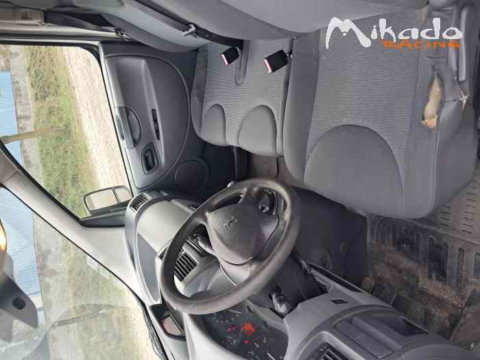 Peugeot expert 2L hdi 120cv – photo 3 sur 5